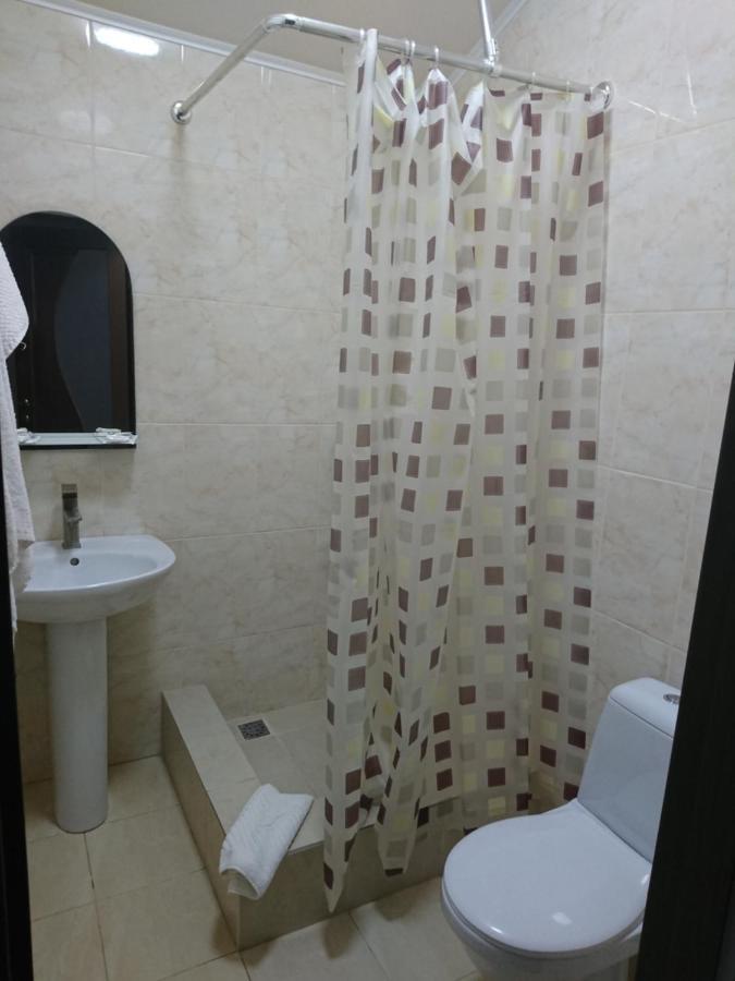 Mishel Plus Hotel Kharkiv Bagian luar foto